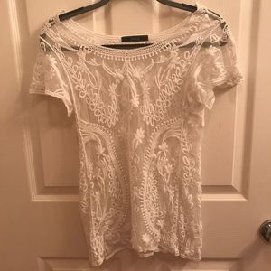 Beautiful white lace shirt sleeve top